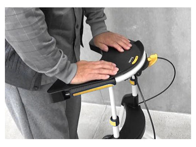 エスコートwp / MESCPW　室内用コンパクト歩行車