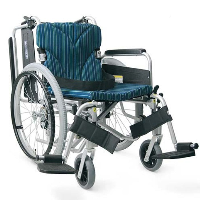 カワムラサイクル 自走式車椅子 車いす 多機能 KA820-40B-M スイングイン＆アウト仕様　折りたたみ車いす